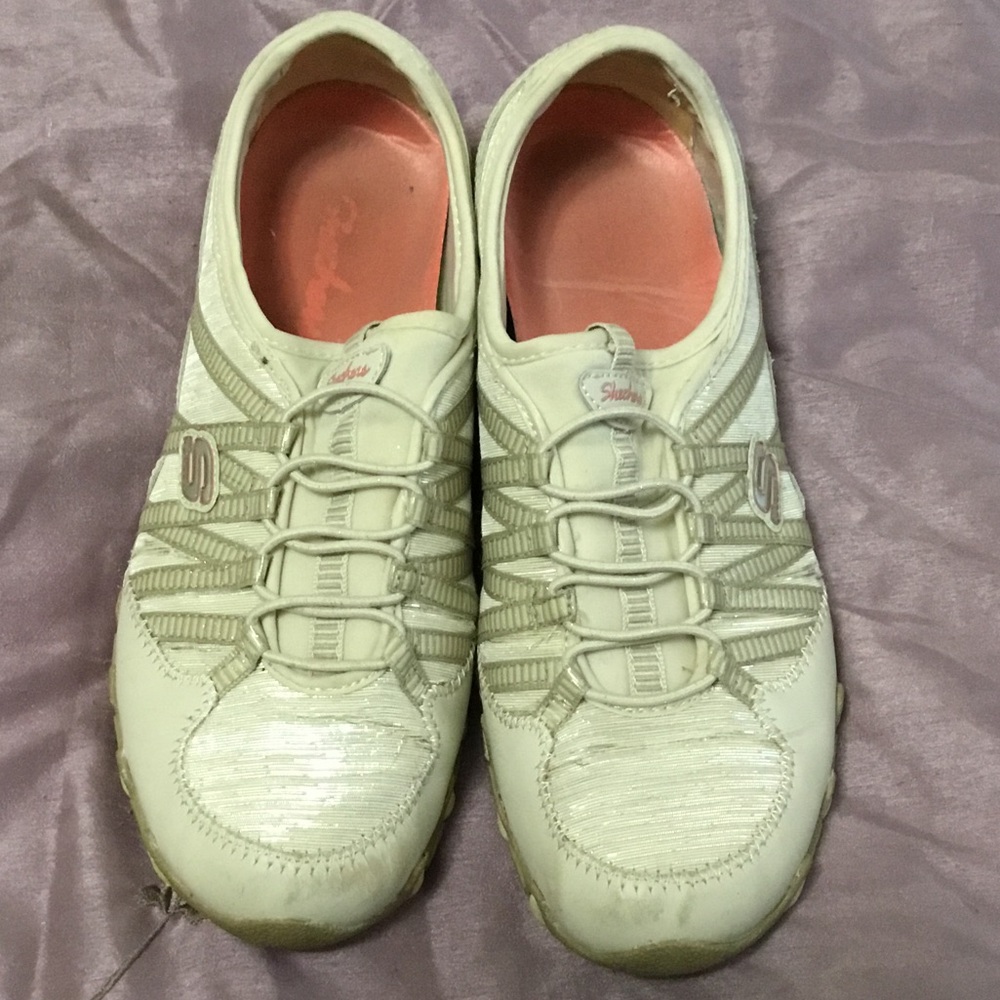 Skechers Women's Off-White Sneakers